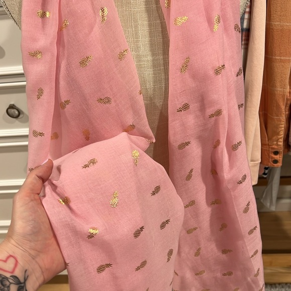 Pink and Gold Pineapple Scarf - Picture 2 of 6